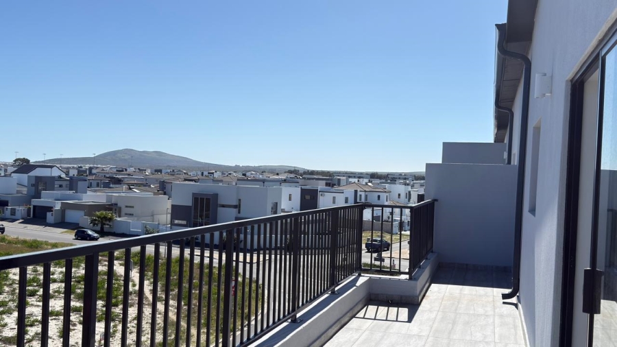 3 Bedroom Property for Sale in Sandown Western Cape
